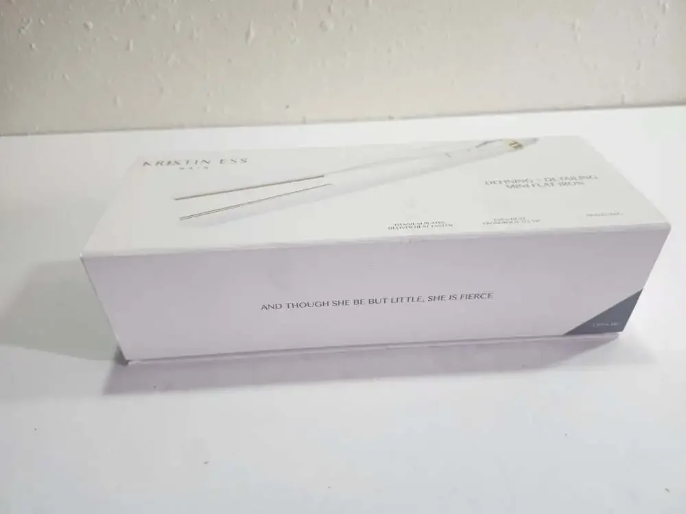 Kristin Ess Defining + Detailing Mini Flat Iron